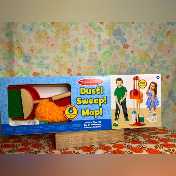 Melissa and Doug - Sweep, Dust, Clean Up Set - Kid’s Gift - Cute - Learning - Picture 1 of 4